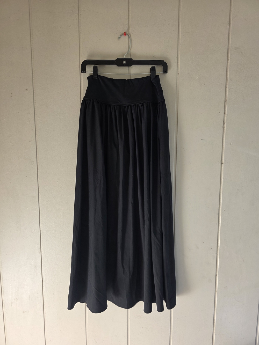 HALARA Breezeful High Waisted Flowy Maxi Skirt Black Small